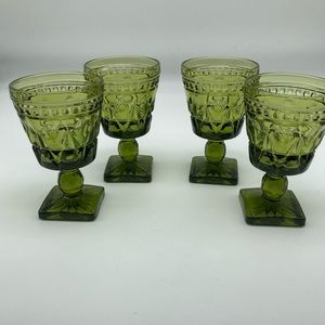 Vintage Park Lane avocado green small goblets set of 4